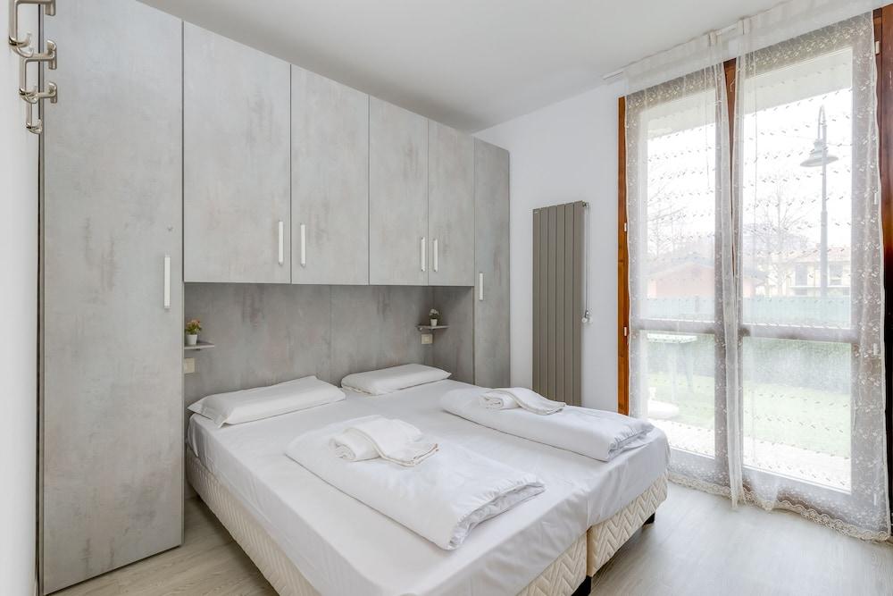 Porto Letizia Bologna 1 2
