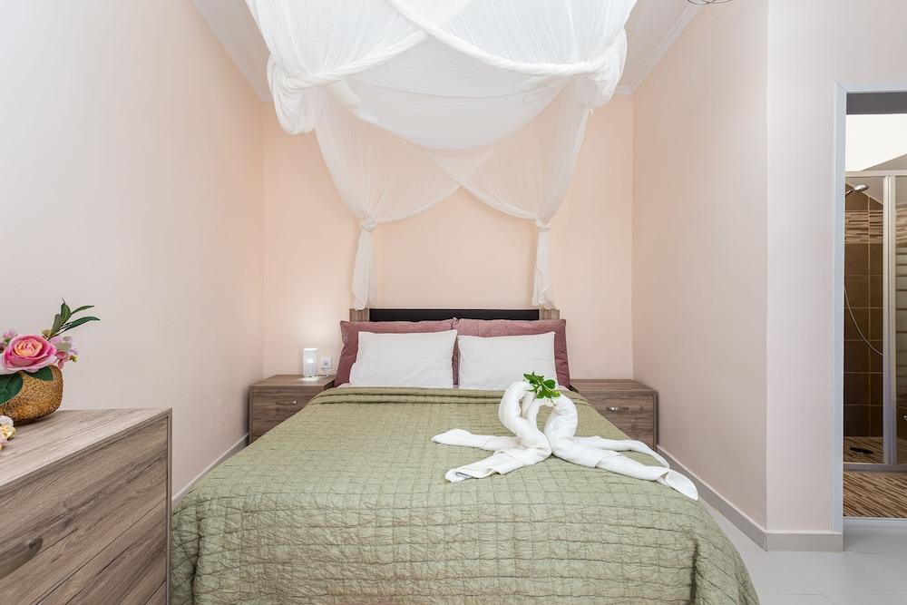 Fouki Studio Lovely Ipsos Beach Getaway