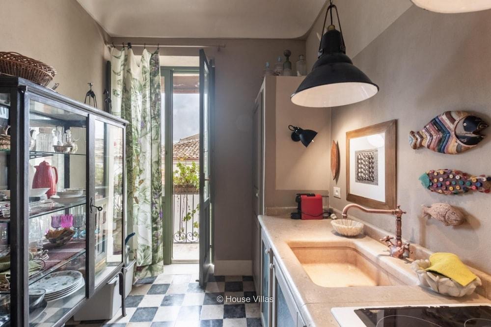 House Villas - Babi Home 1