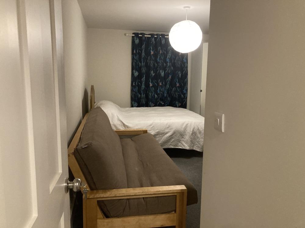 Beautiful 1-Bed Studio in London 2