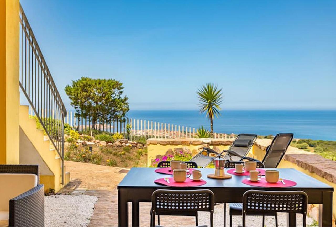 Appartamento Isola Rossa Happy House Vista Mare
