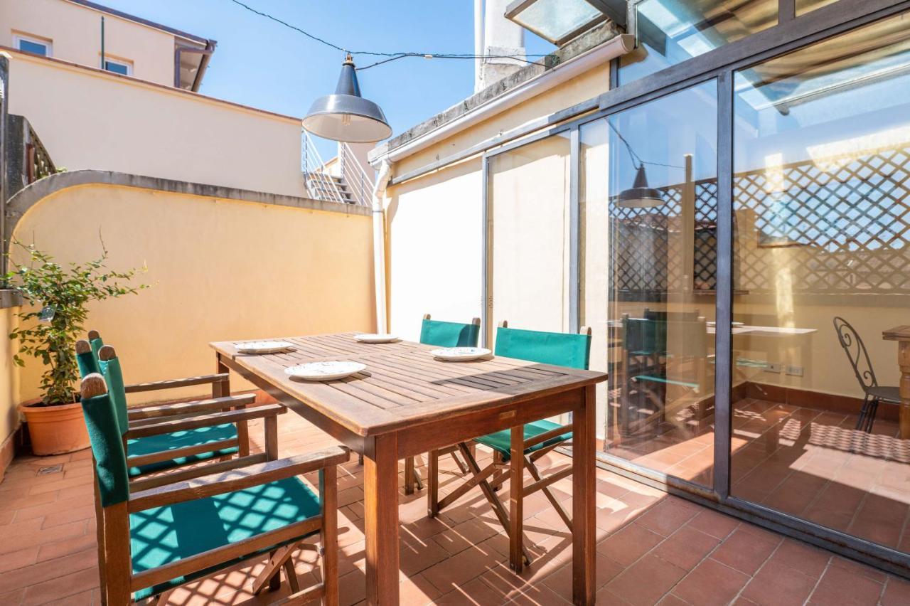 Terrace at 10 Mins From the Duomo - Homeunity 1