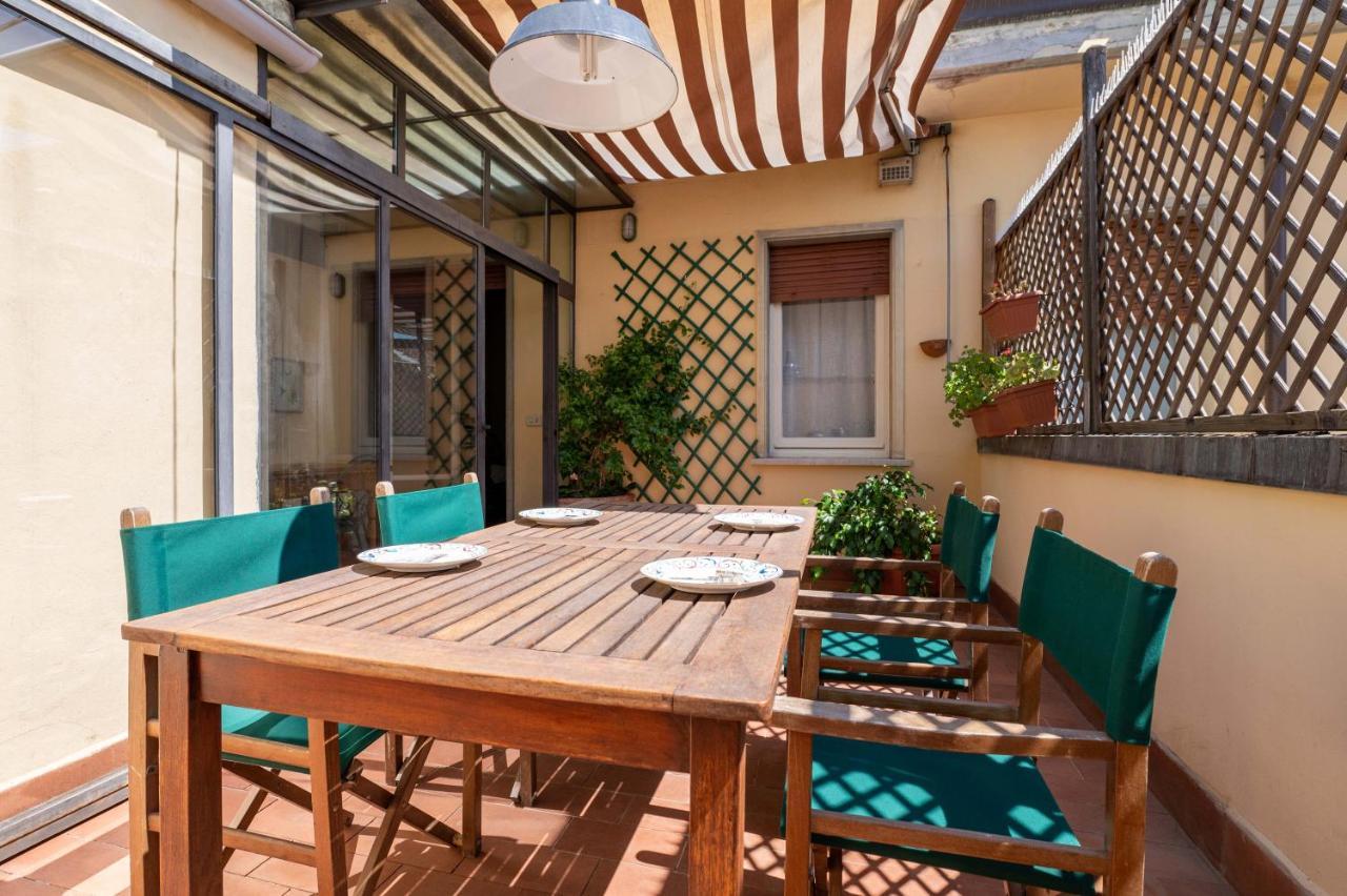 Terrace at 10 Mins From the Duomo - Homeunity 2