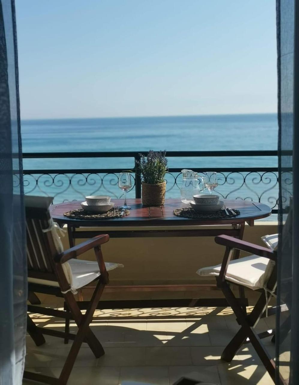 Glyfada New Era Home 31 Menigos Resort Apartments (Adults Only)