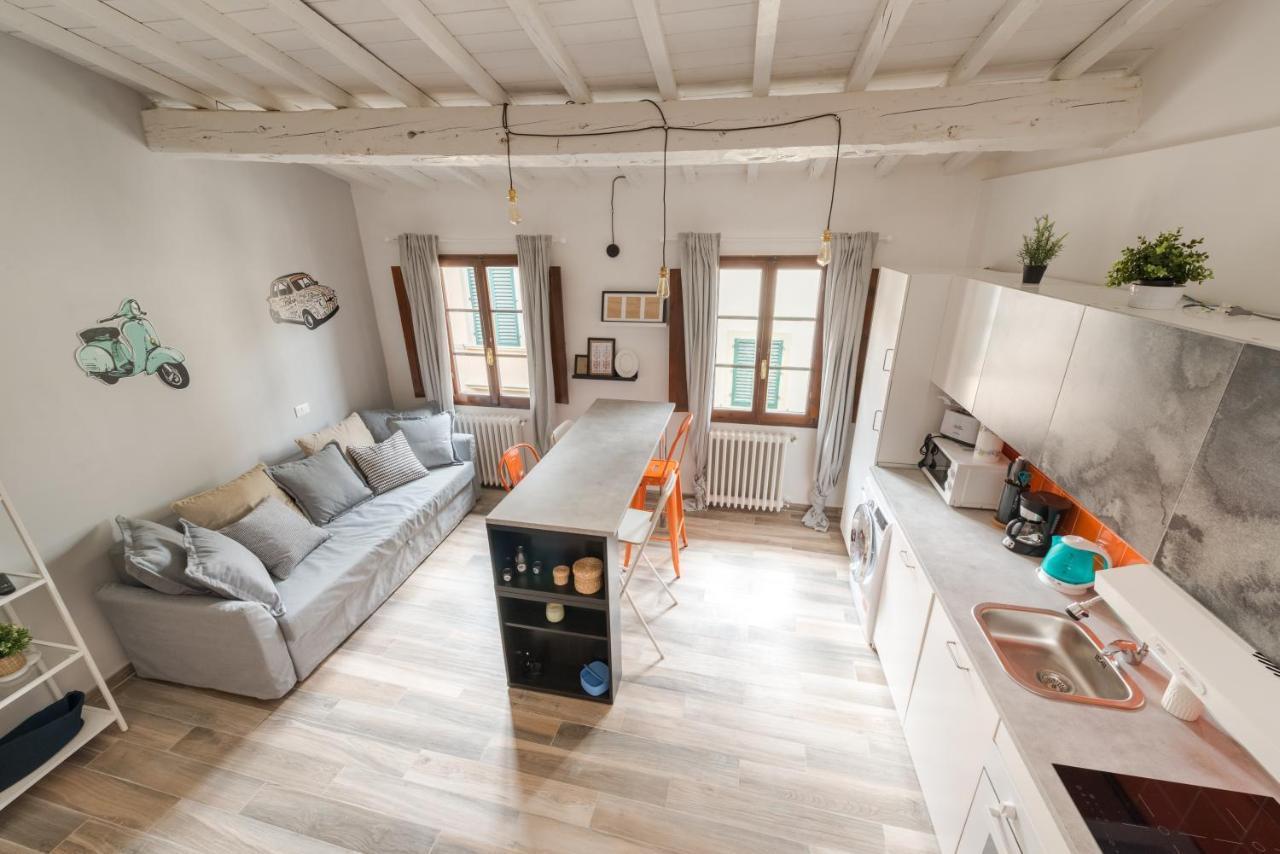 Design Center Florence Apt - Homeunity