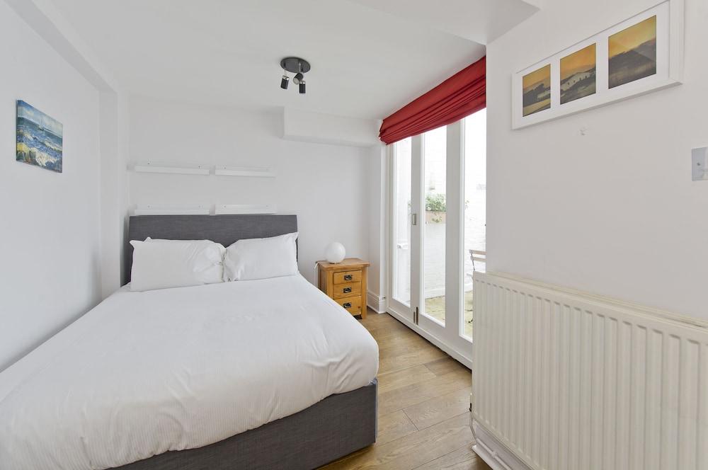 Charming 2-Bed Apartment, Pimlico
