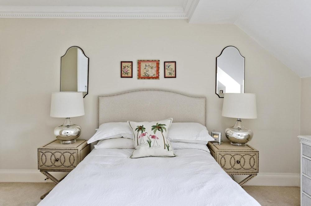 Delightful Spacious 2 Bed Earl S Court Apartment 1