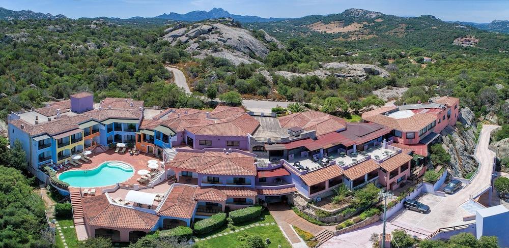 Pedra Santa Hotel