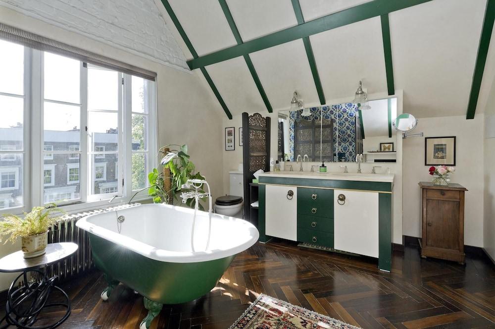 Stylish 5 Bed House in St John S Wood Maida Vale 1