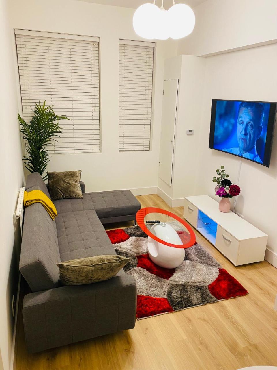 Spacious 2 Bedroom Apartment in Woolwich Arsenal
