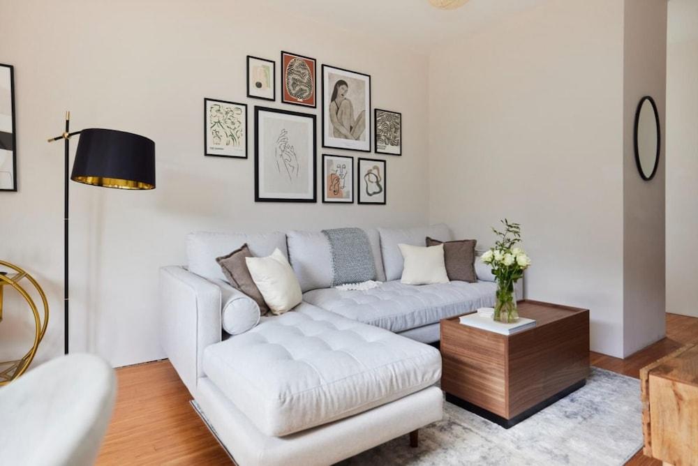 The Southwark Wonder - Charming 1bdr Flat with Patio 1