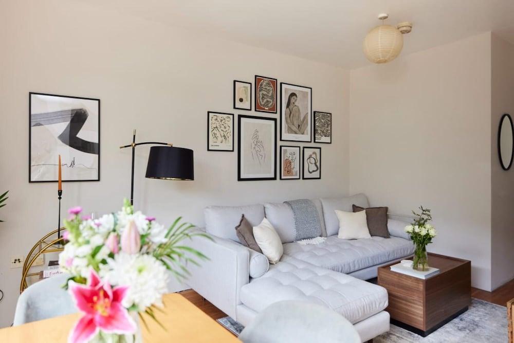The Southwark Wonder - Charming 1bdr Flat with Patio 2
