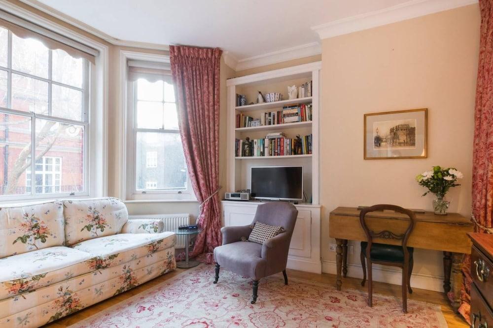 Long Stay Discounts - Charming 1 Bed Apt Chelsea 1