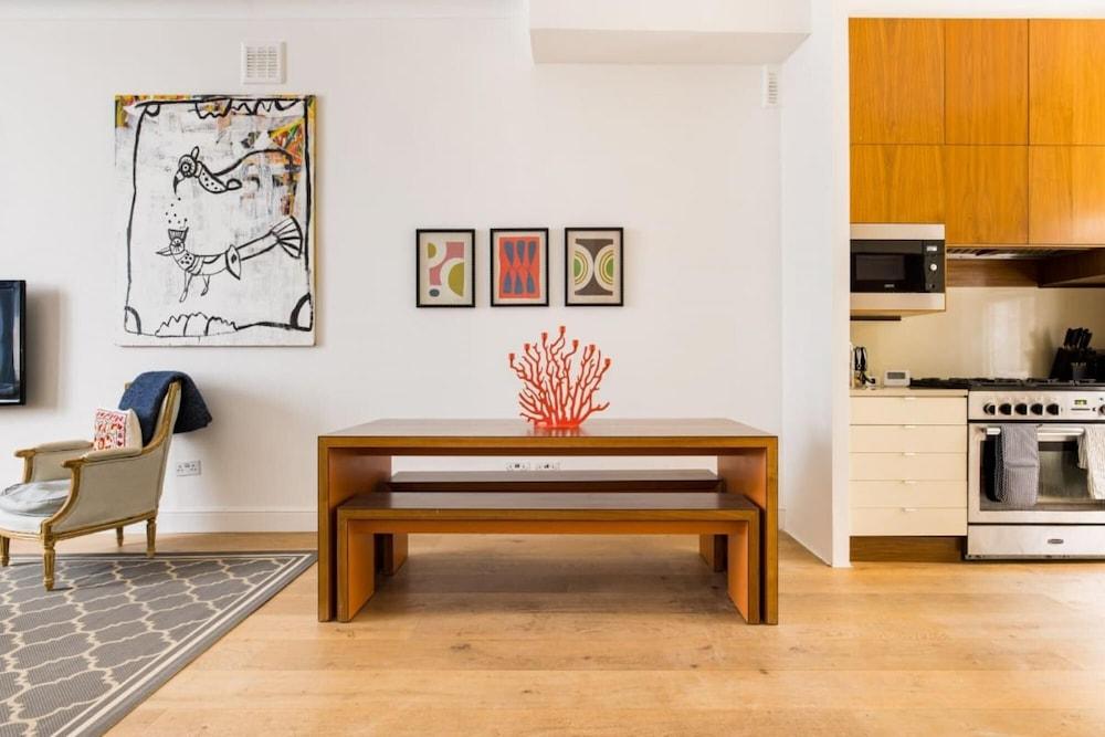 The London Hideout - Glamorous 2bdr Flat with Garden 1
