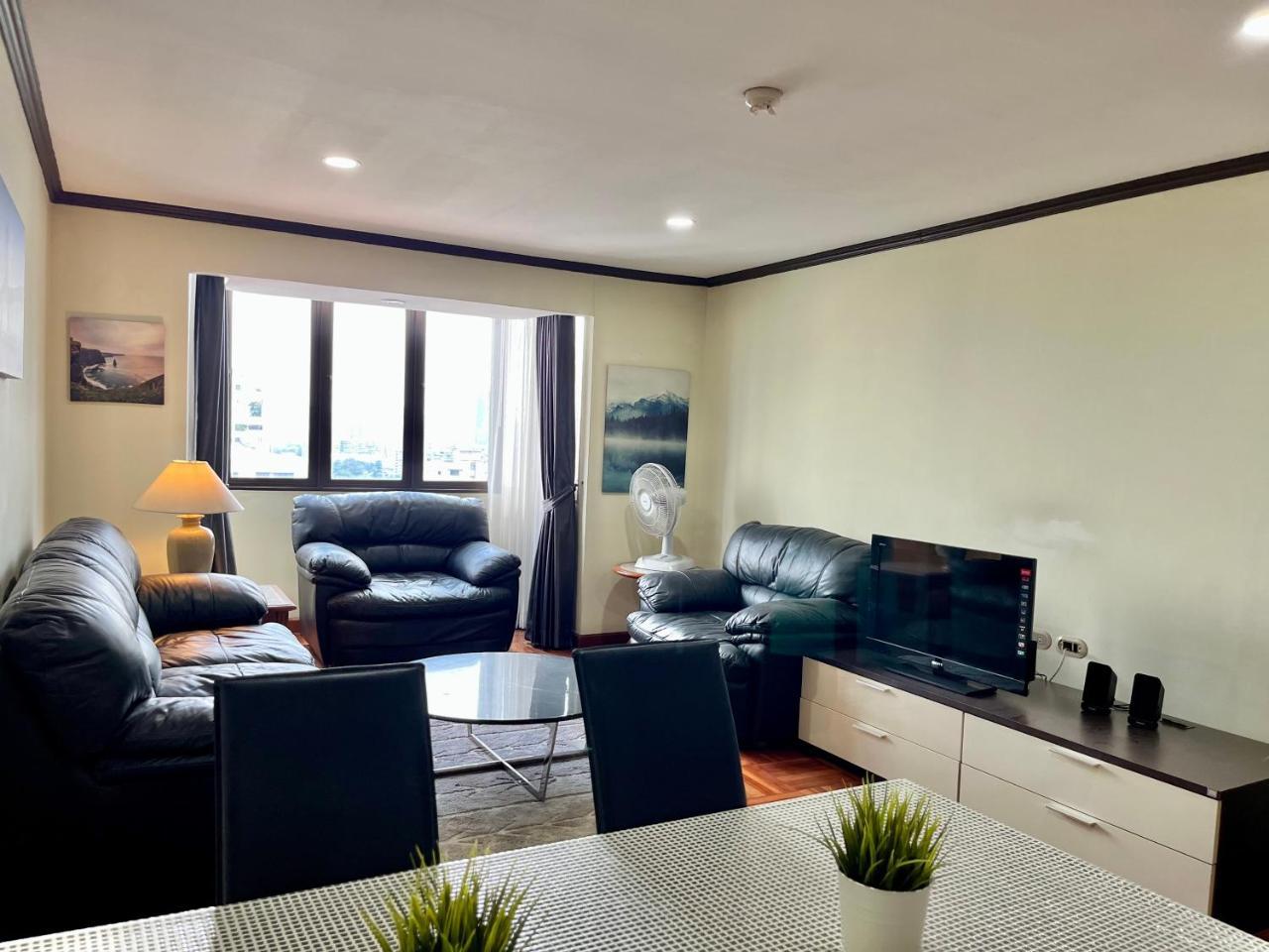Omni Towers - Large 1 Bedroom Condo Soi Nana 1