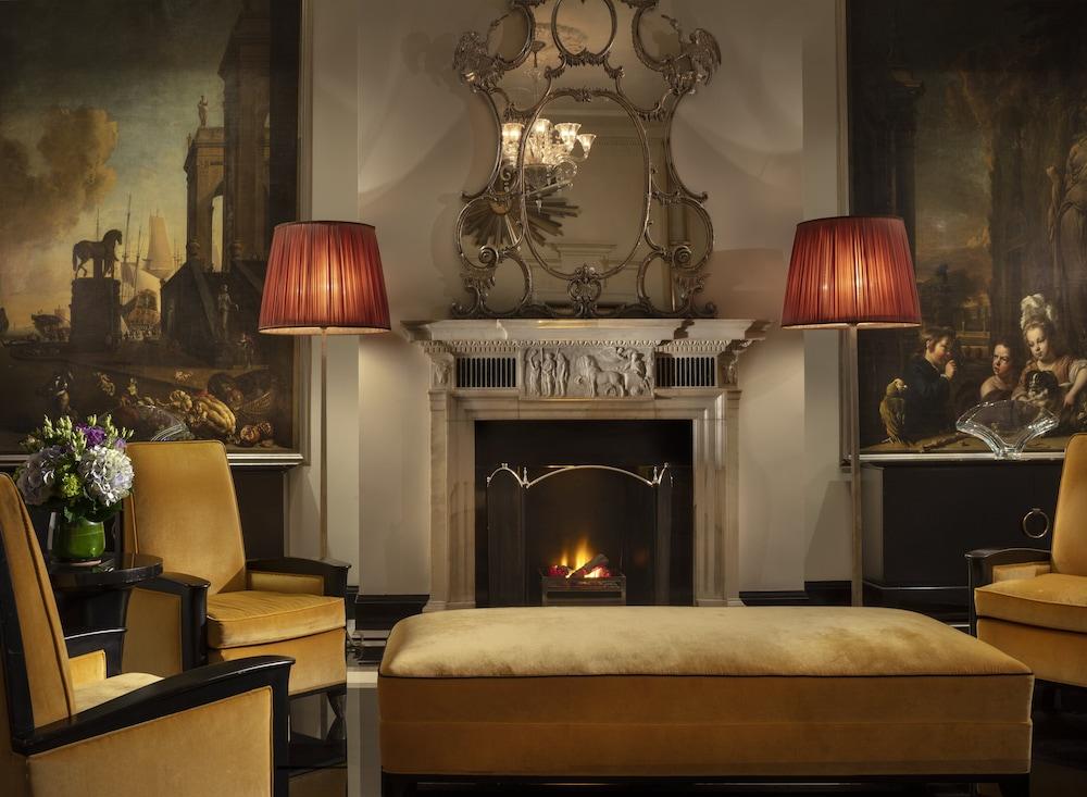 The Carlyle, a Rosewood Hotel 2