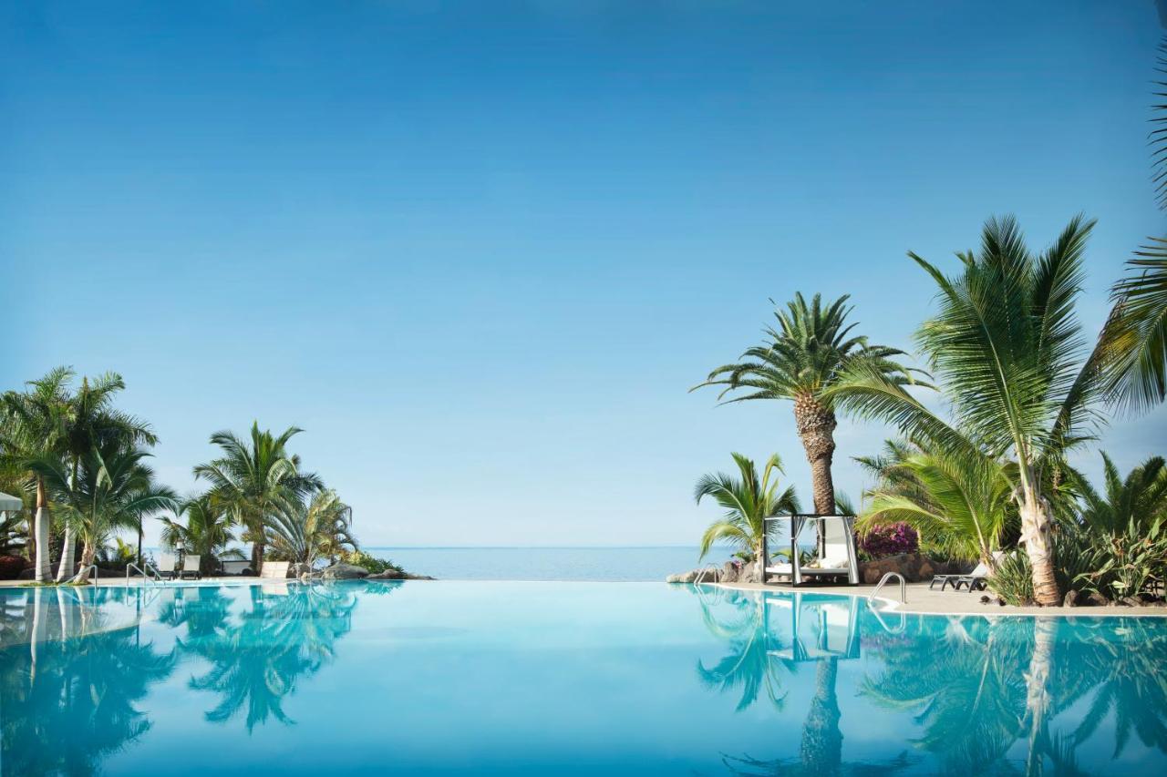 Adrian Hoteles Roca Nivaria