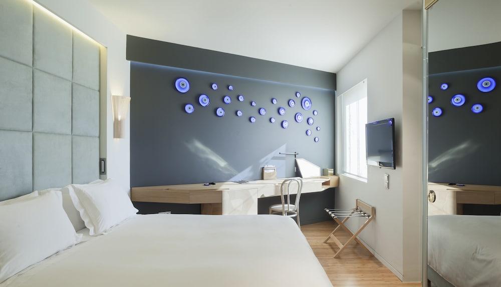 New Hotel 2