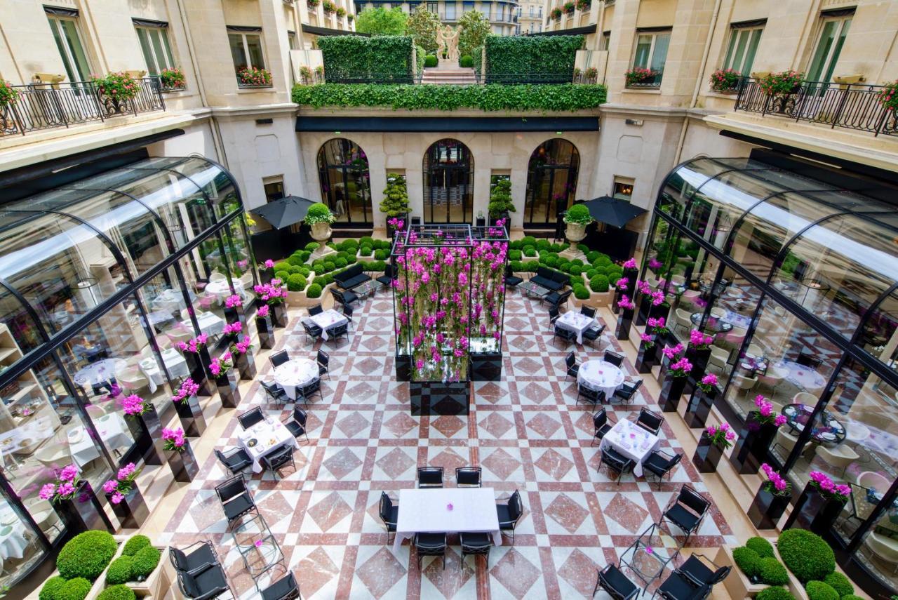 Four Seasons Hotel George V 2