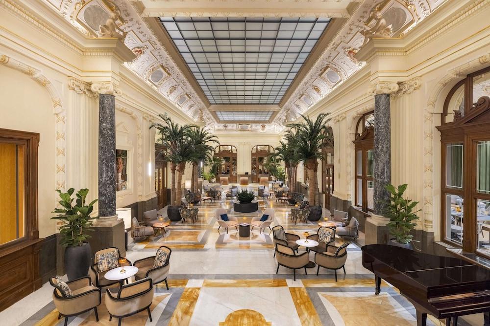 NH Collection Prague Carlo IV