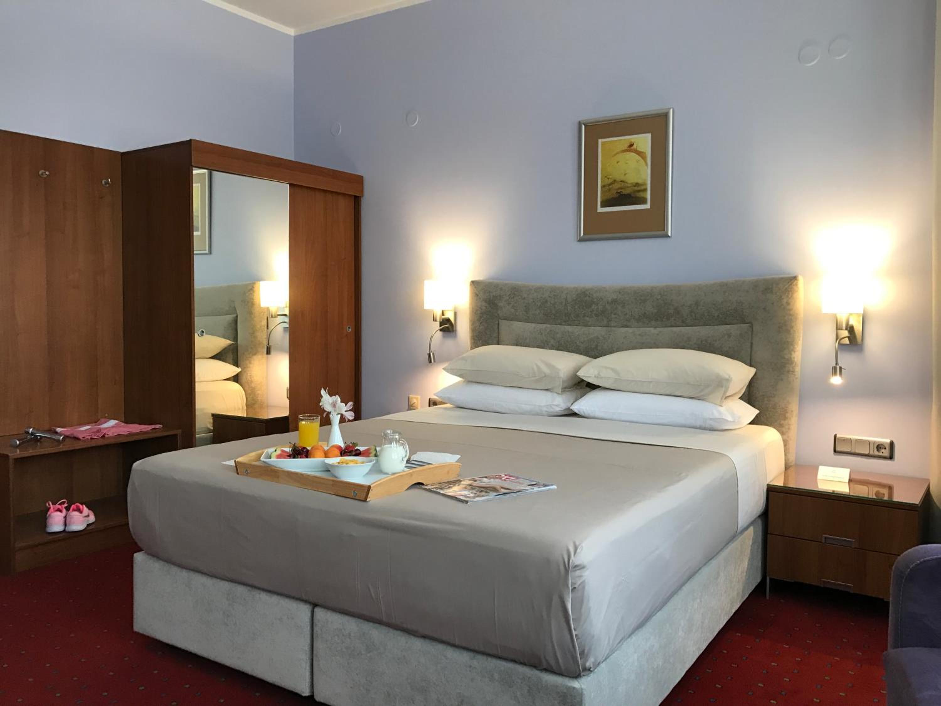 Art 'Otel 2