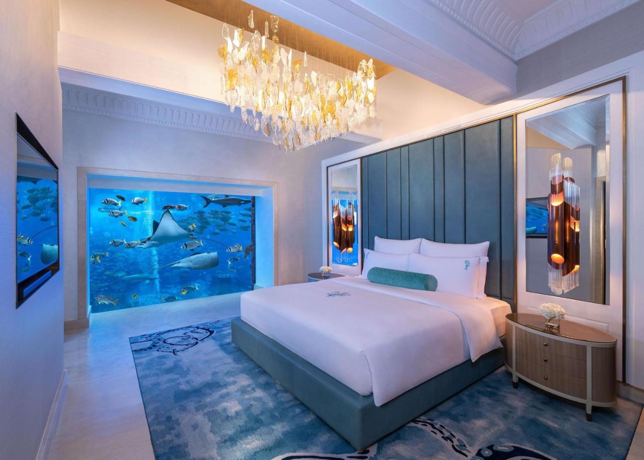 Atlantis, the Palm 2