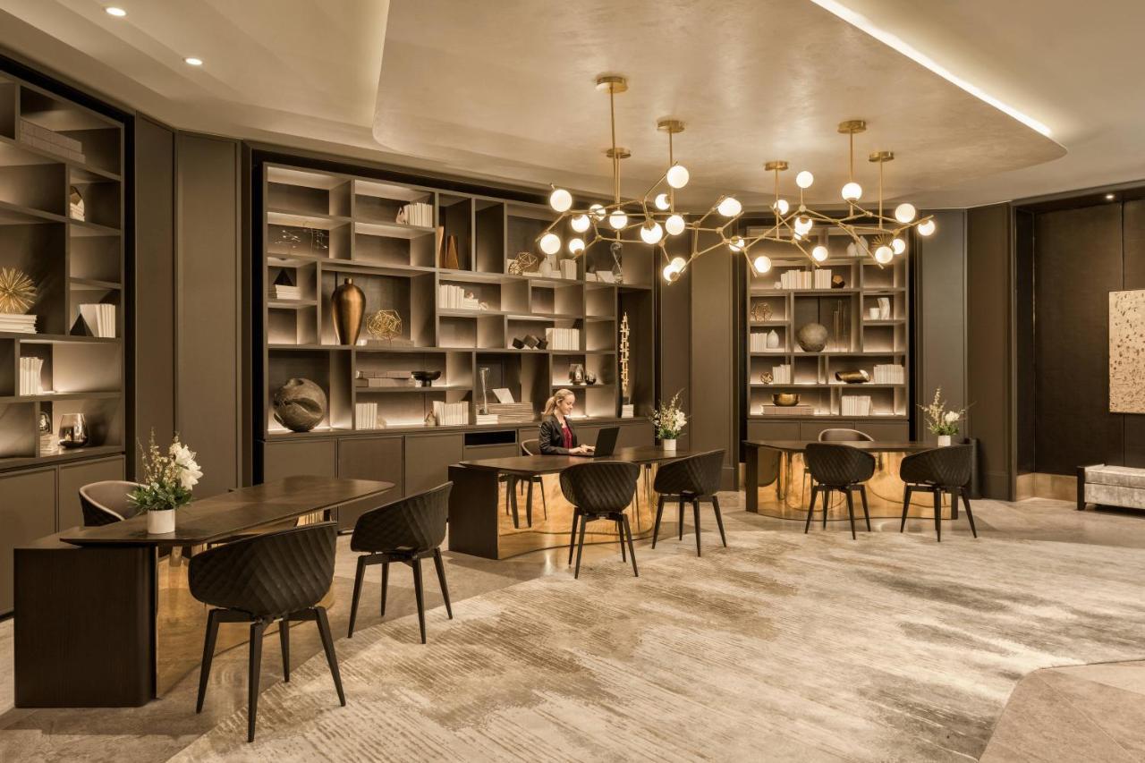 Jw Marriott Parq Vancouver 1