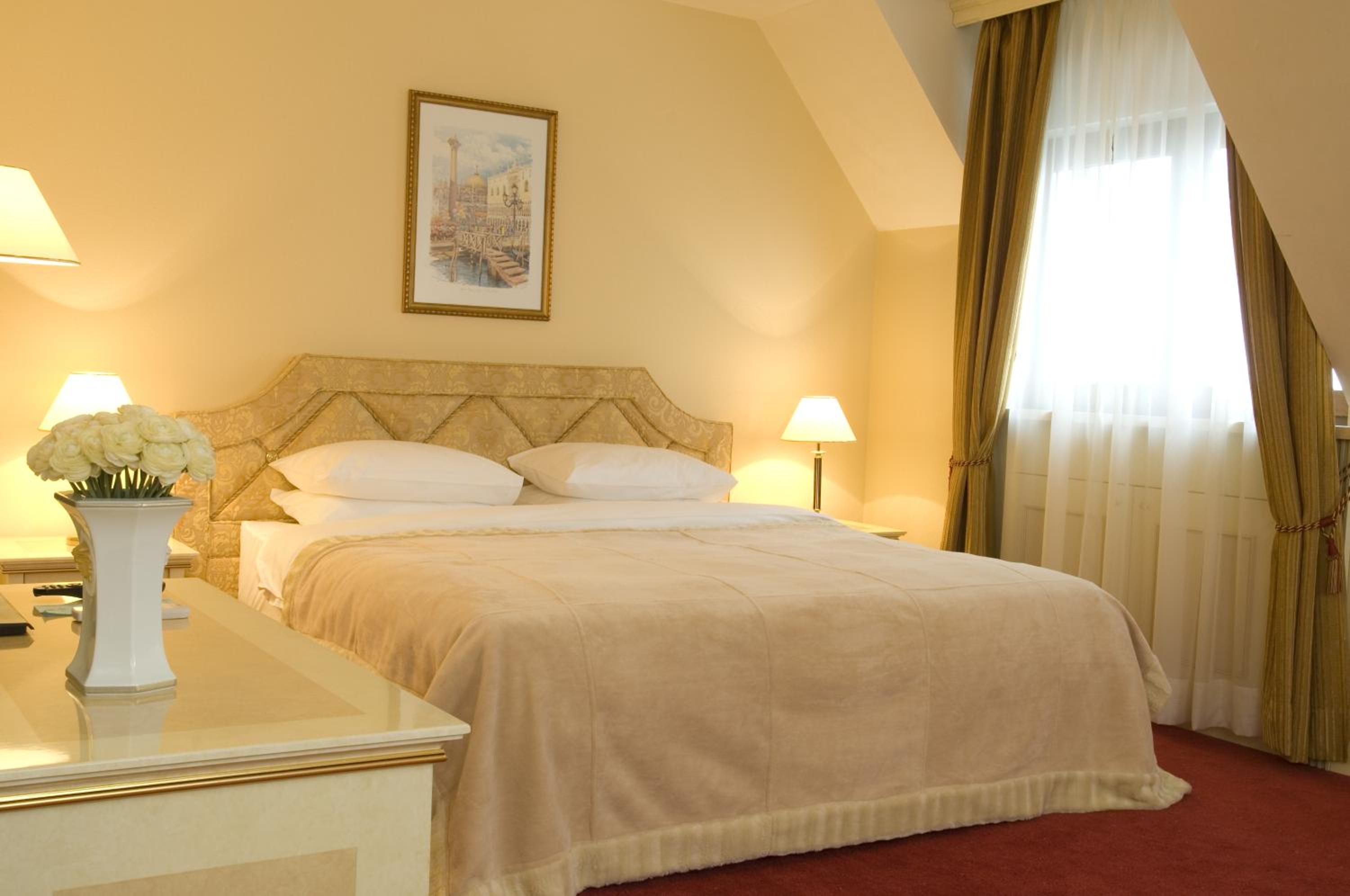 Casa Boyana Boutique 2