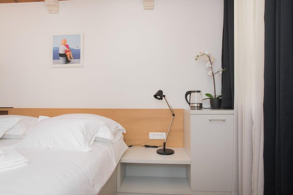 Rooms Kala