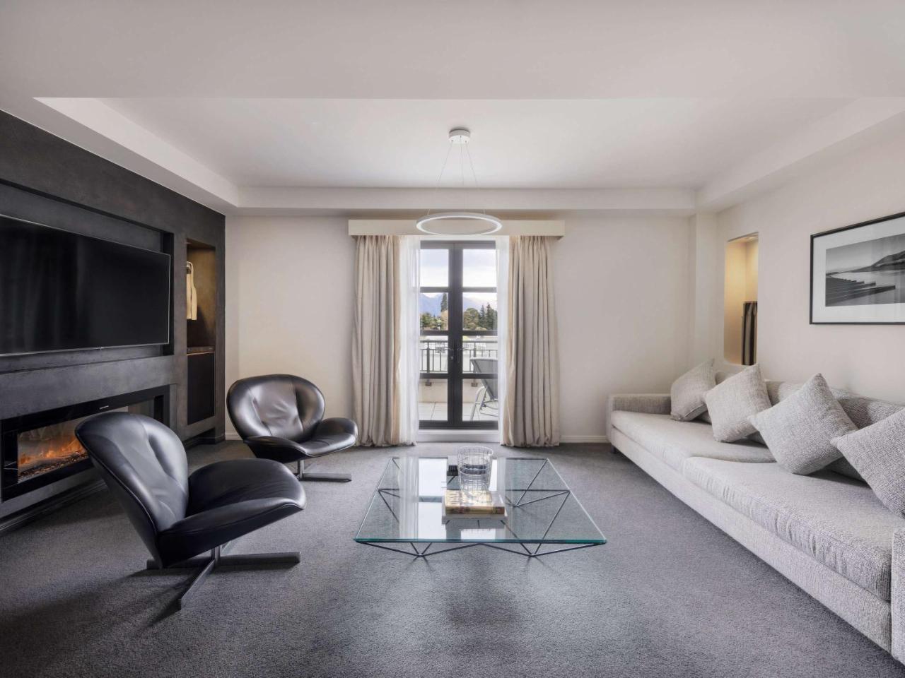 Sofitel Queenstown - Hotel & SPA 1