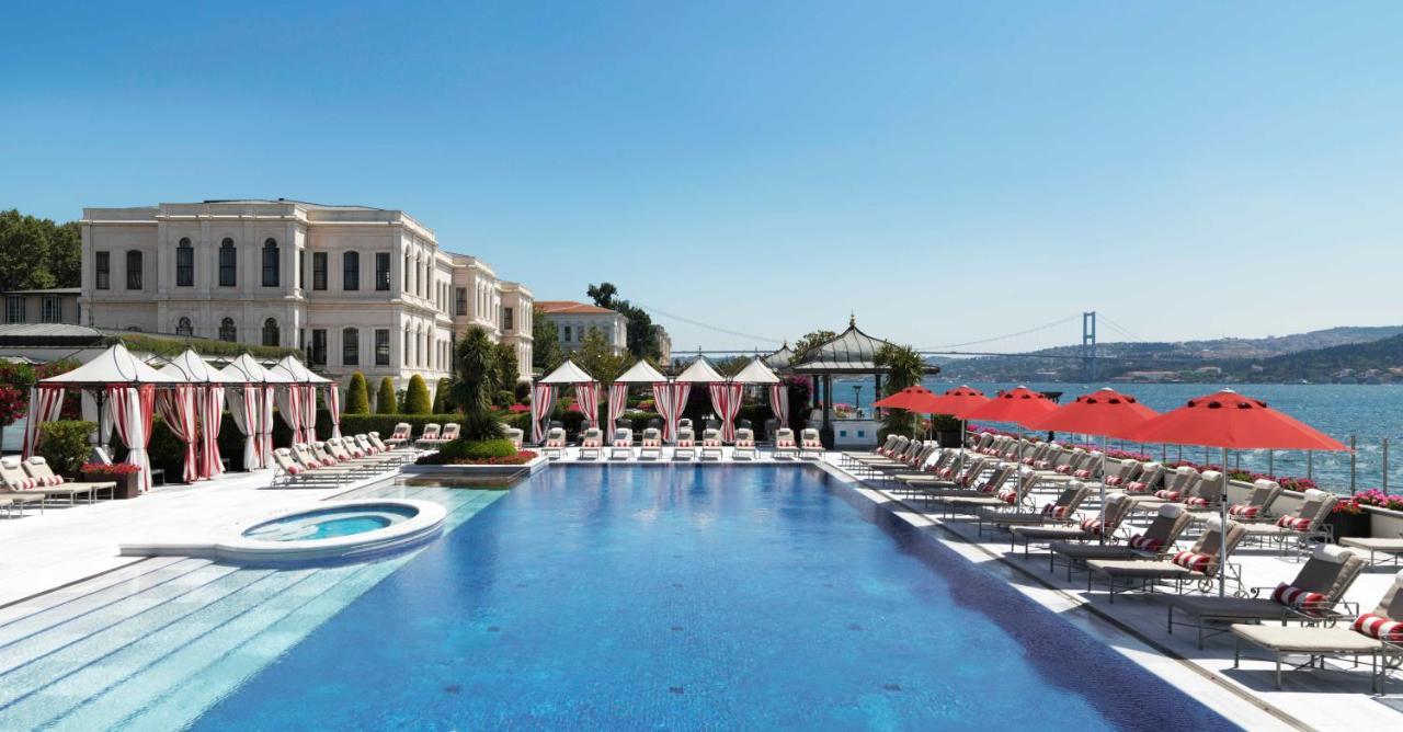 Four Seasons Hotel Istanbul at the Bosphorus 1
