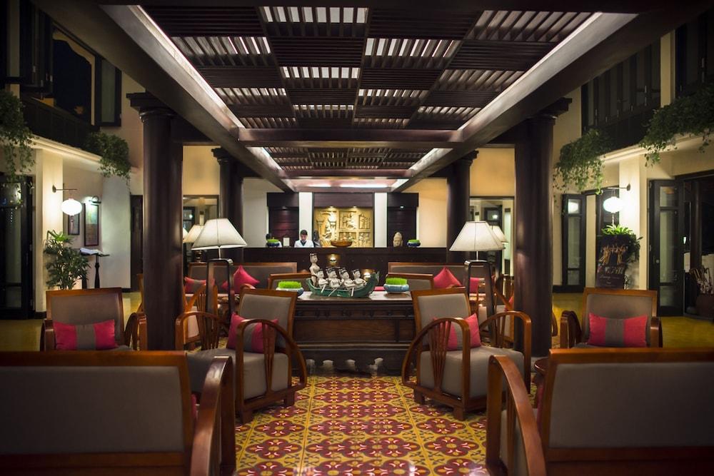 Victoria Hoi An Beach Resort & SPA 1