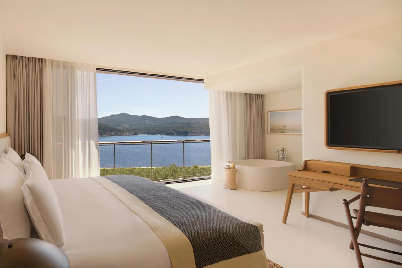 Six Senses 2