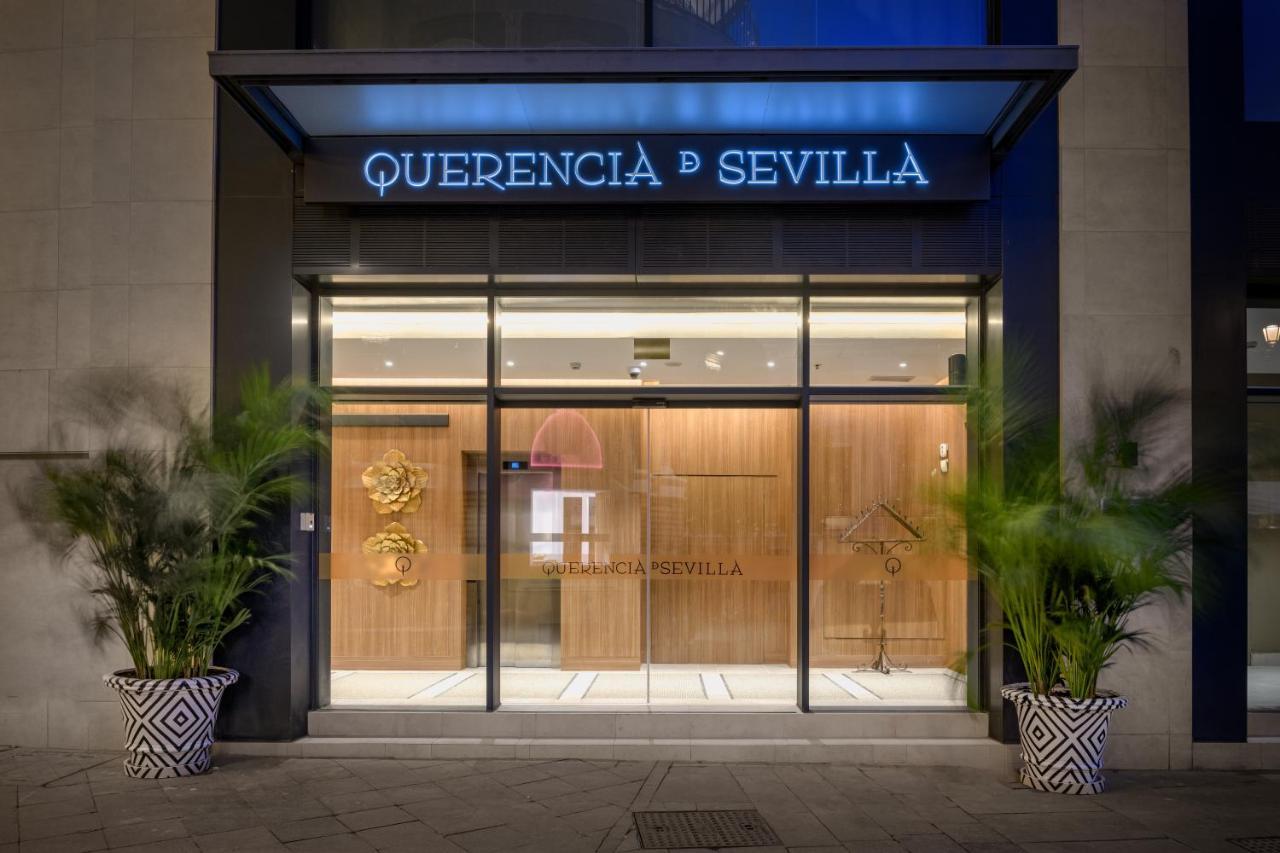 Querencia de Sevilla, Autograph Collection 1