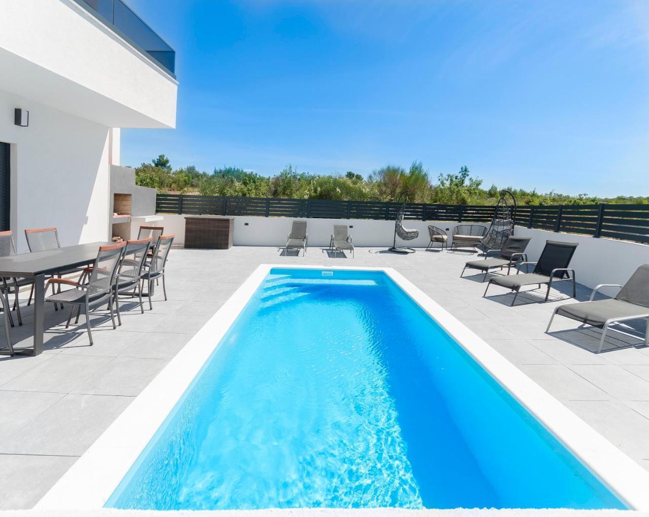 Villa Luxe 2