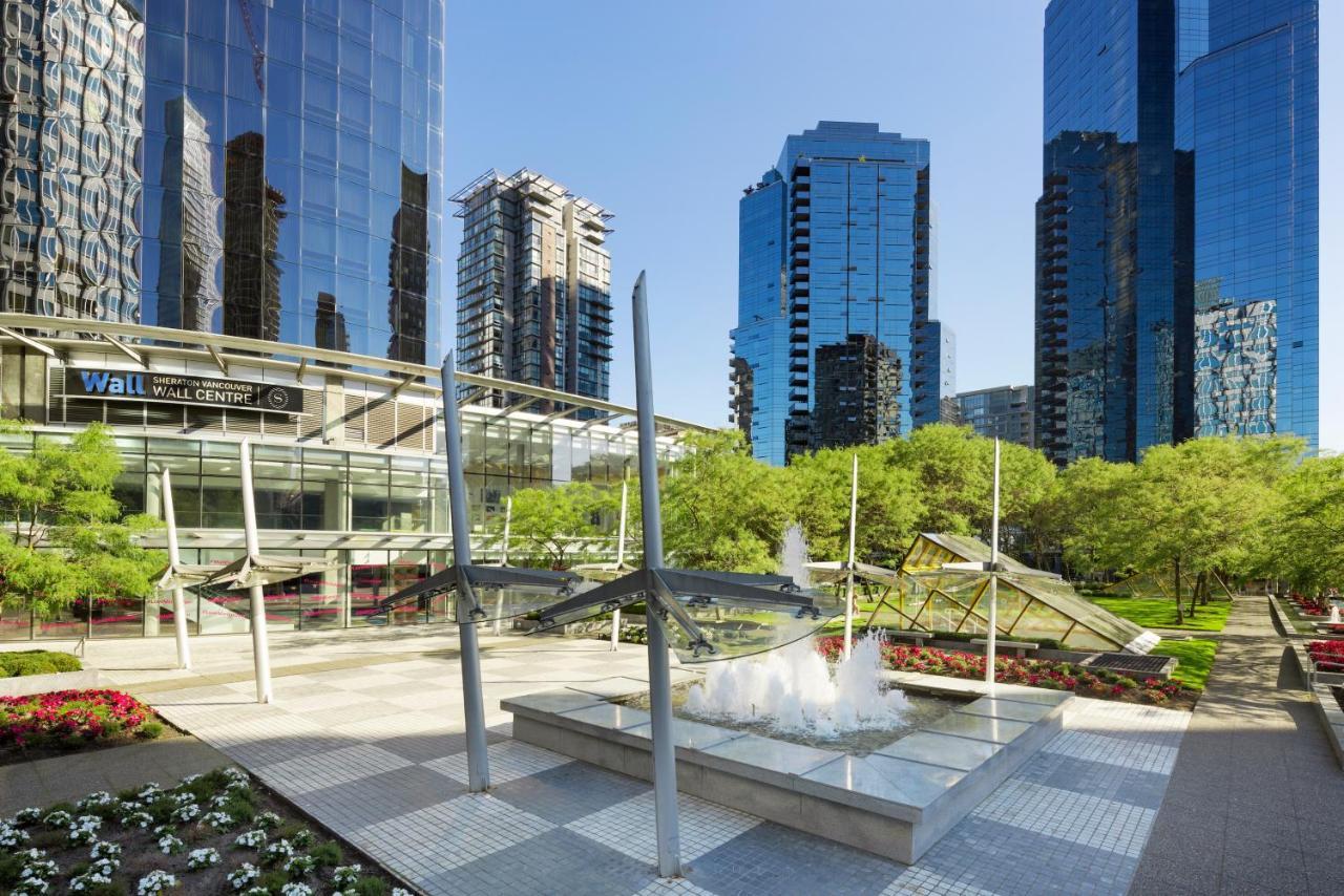 Sheraton Vancouver Wall Centre 1