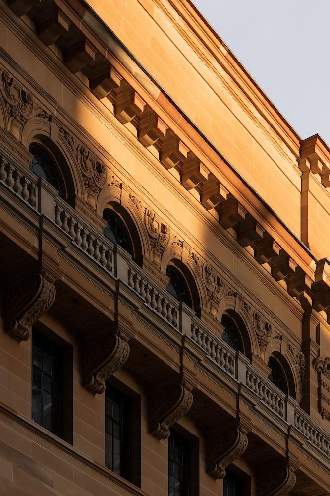 Capella Sydney 1