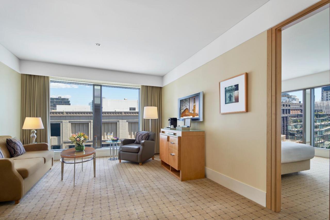 The Fullerton Hotel Sydney 1
