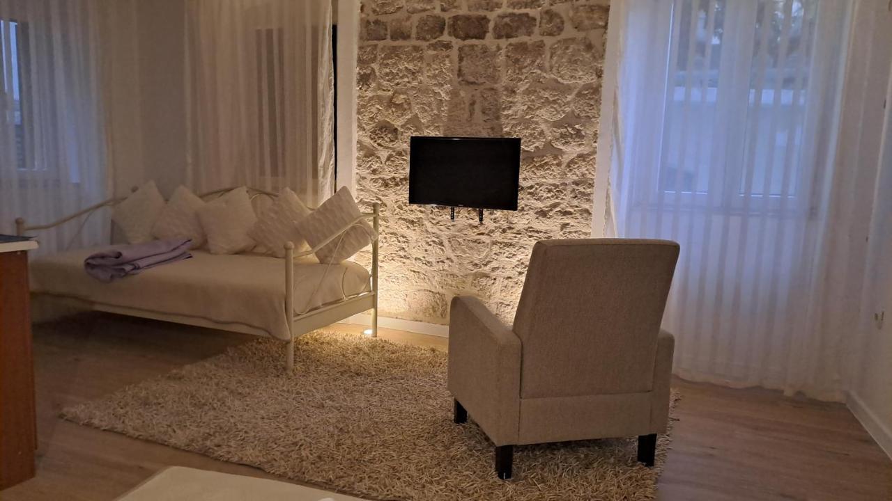 Medulic Palace Rooms & Apartments 1