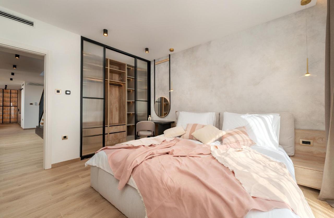 Villa Galla - Heated Pool, Sea View, Jaccuzzi, Modern Design 2