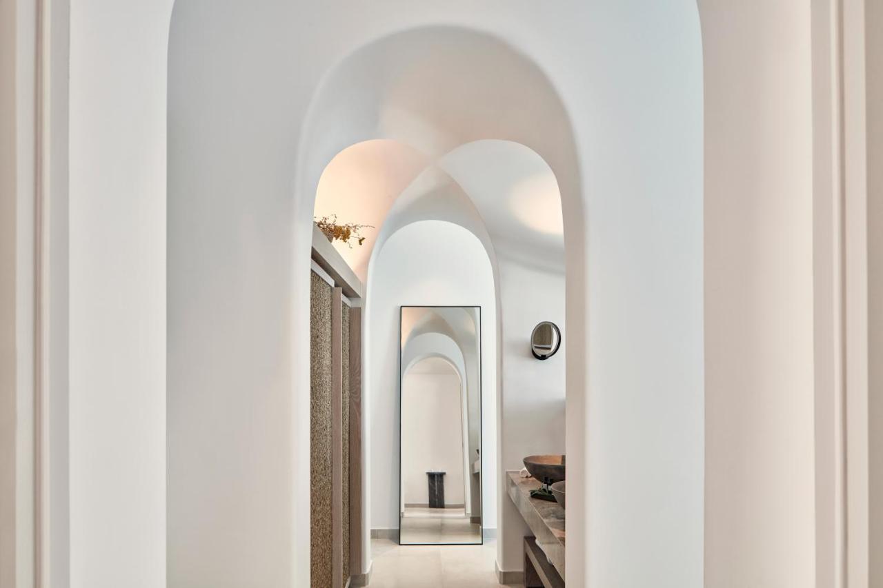 Canaves Epitome 1
