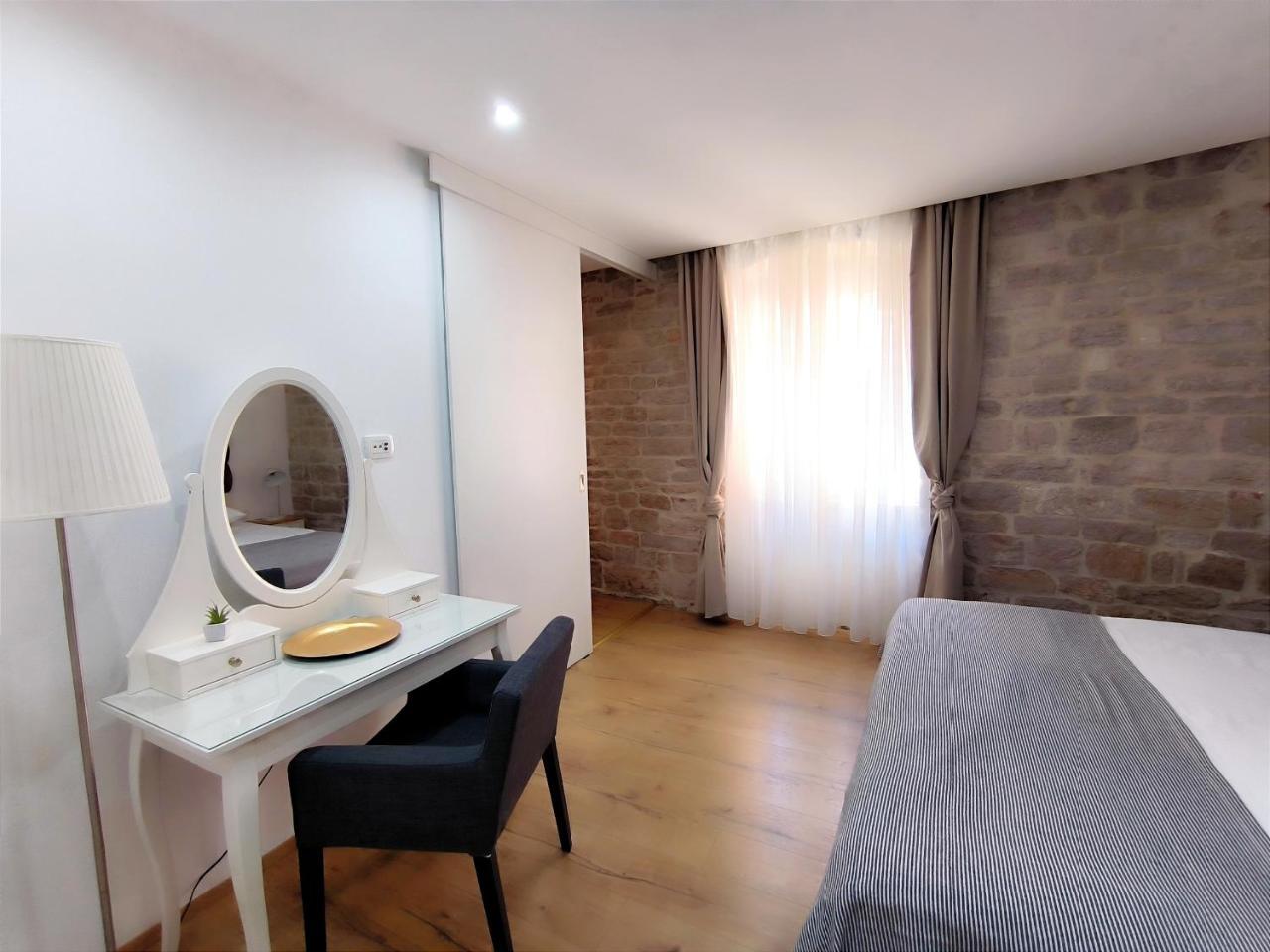 Rialto Luxury Apartment 2
