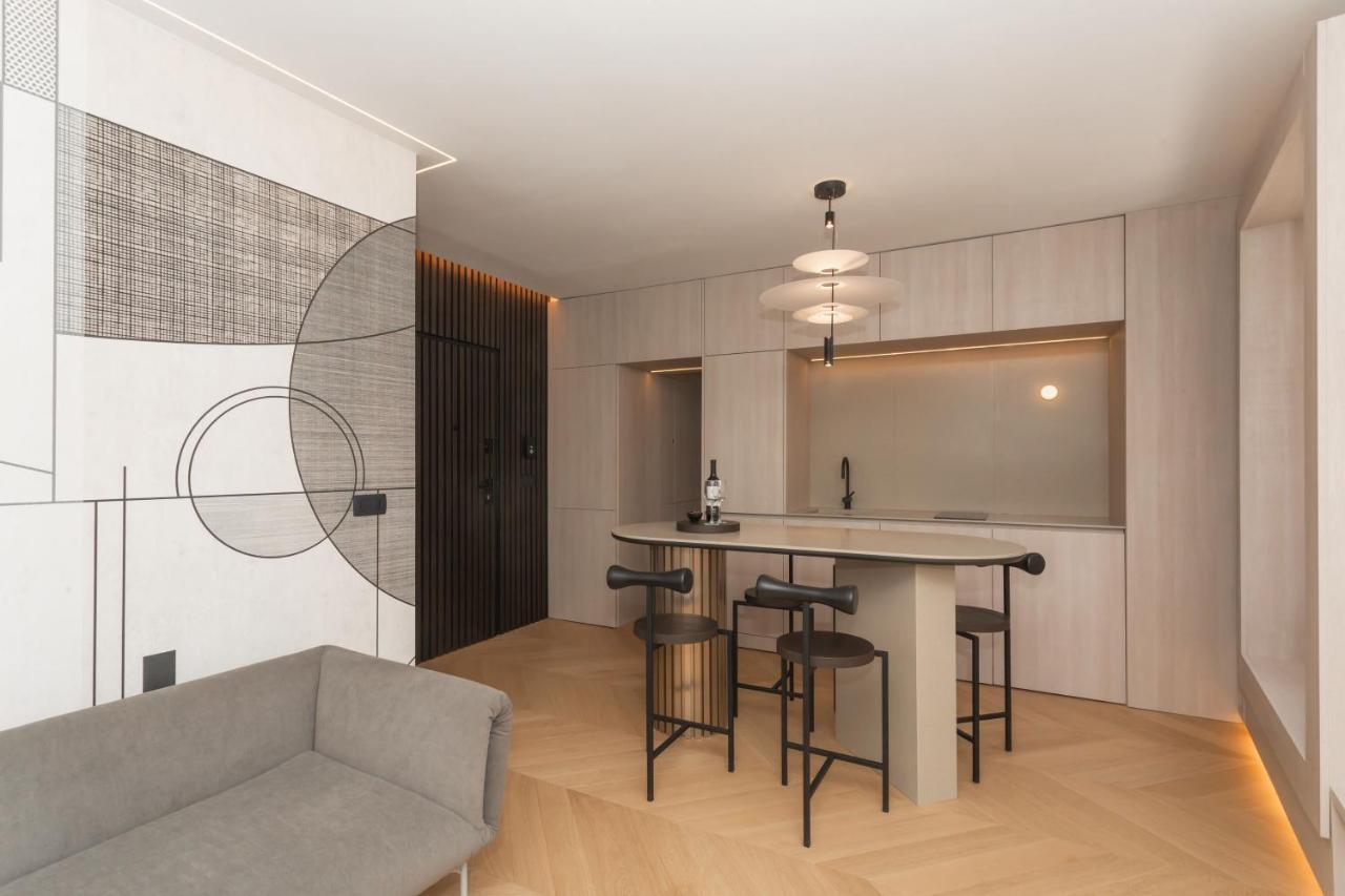 Etoile Apartment