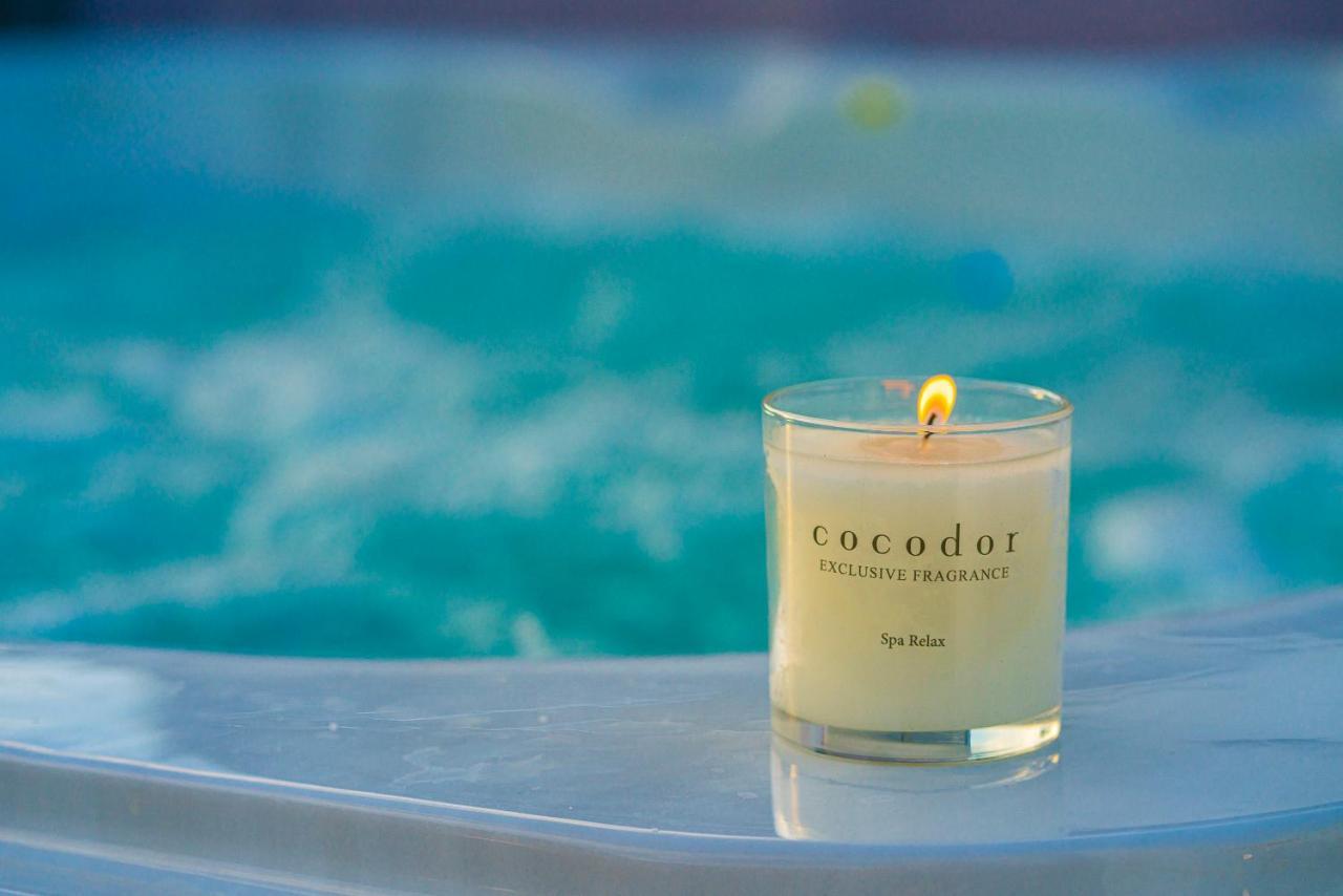 "Golden Sky" Baby Villa with Jacuzzi 2