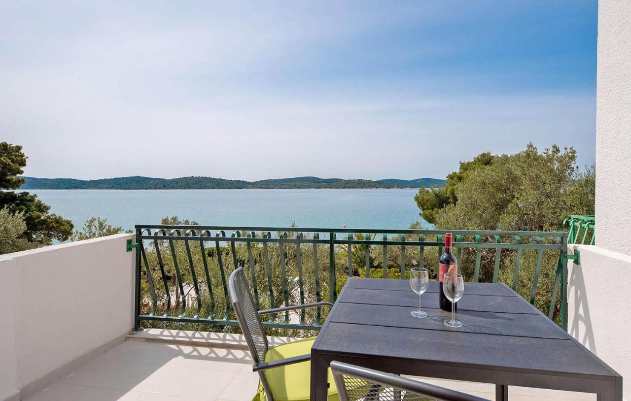 Amazing Apartment in Pirovac 2