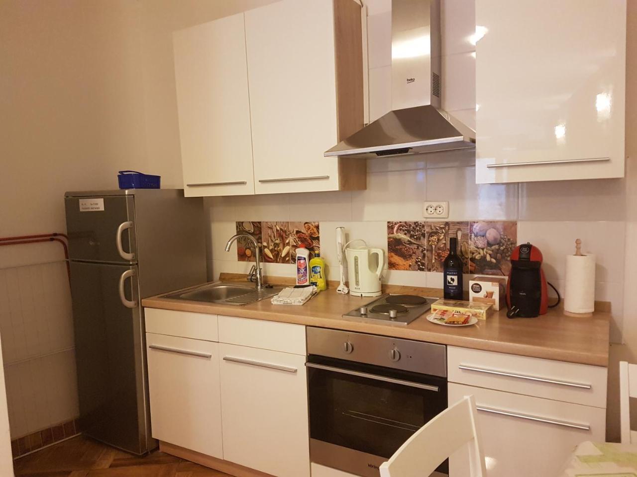 Studio Apartman Via 2