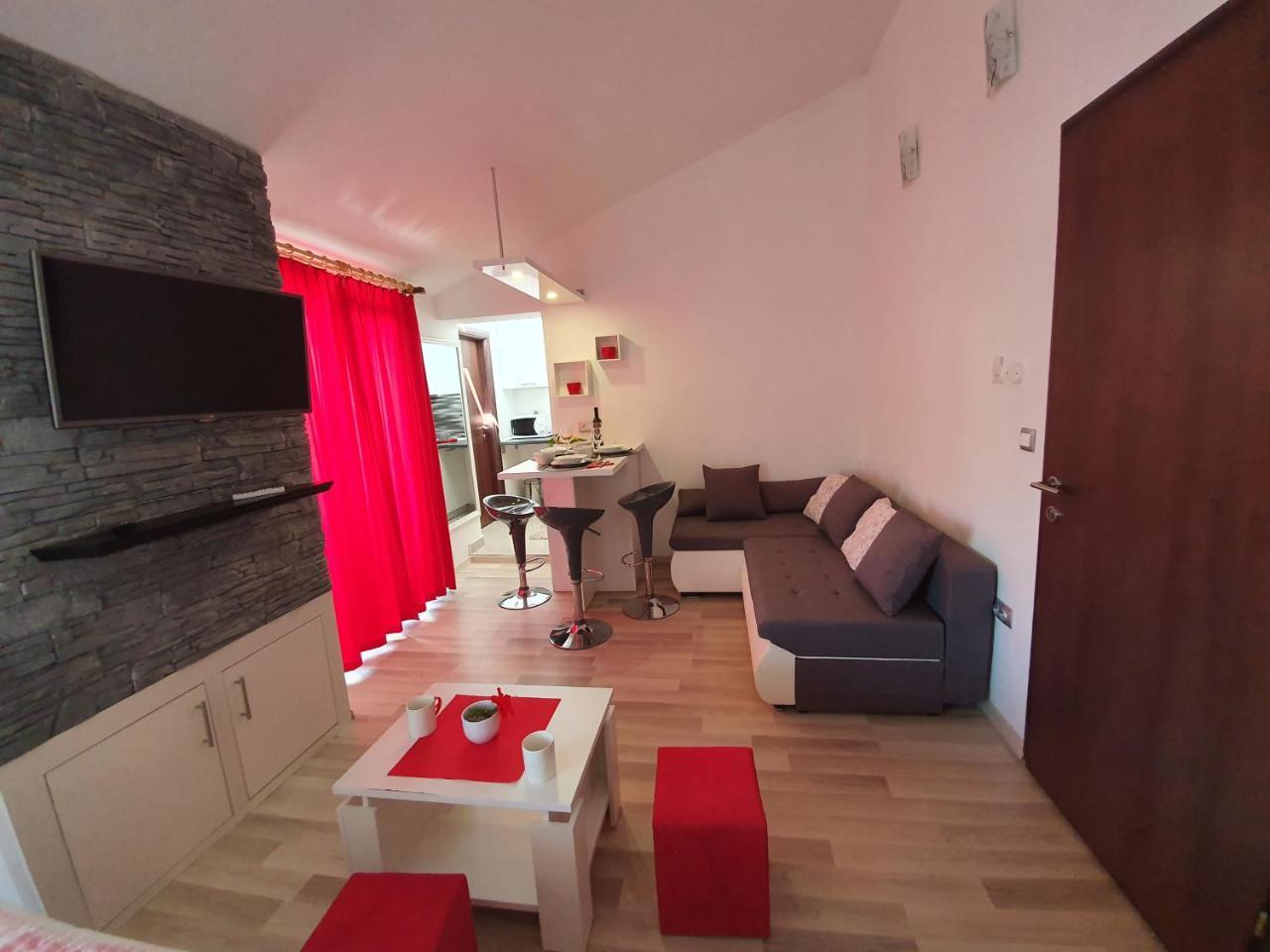Vodice Guesthouse 2