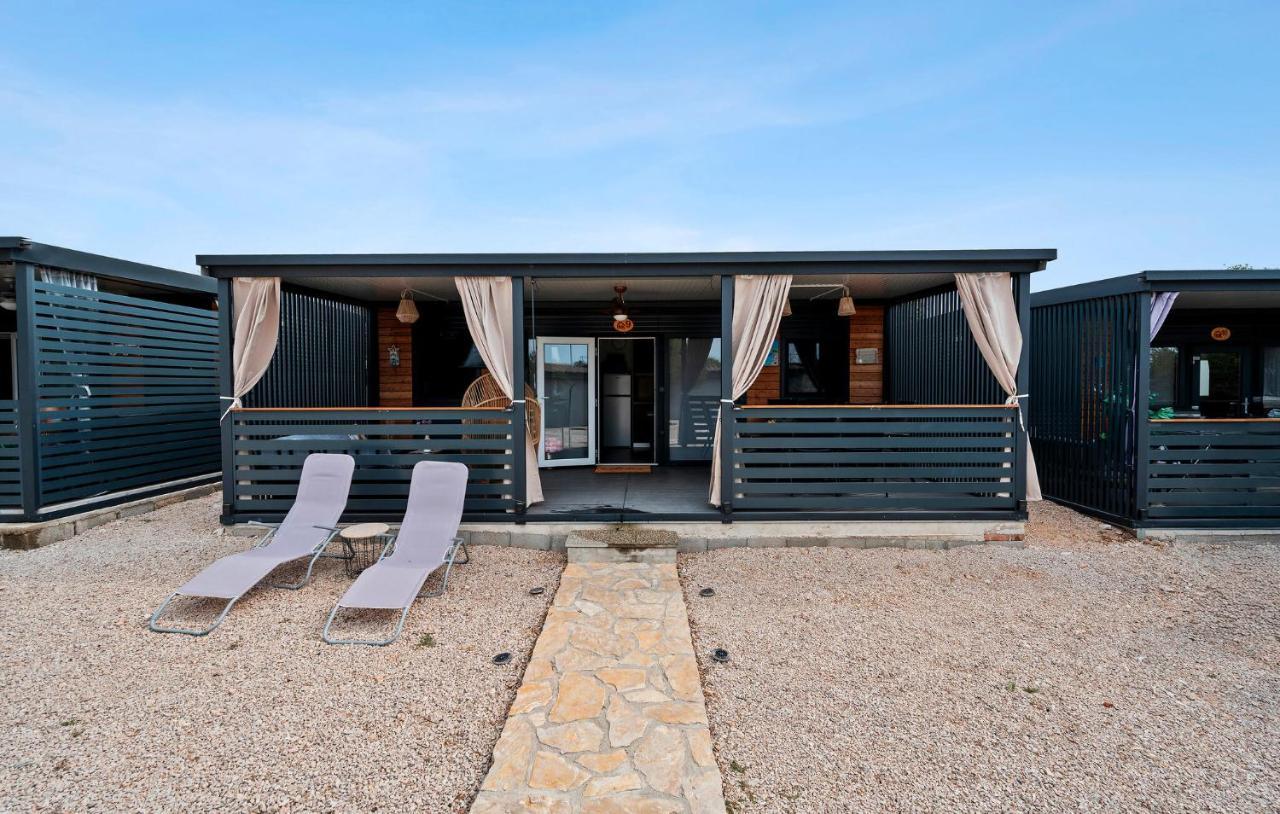 Awesome Home in Pirovac with Swimming Pool 2