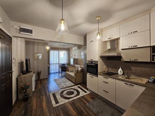 Bright Inn - Holiday & Business Appartment 1