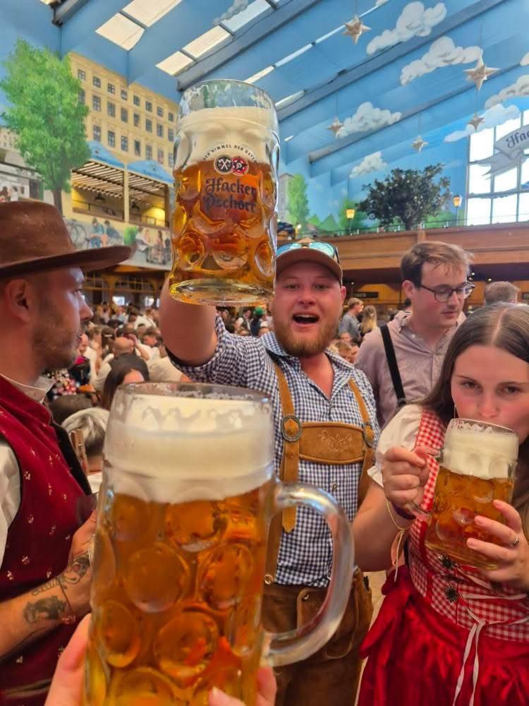 Beer Base-Camp 'Basic Package' Oktoberfest Camping
